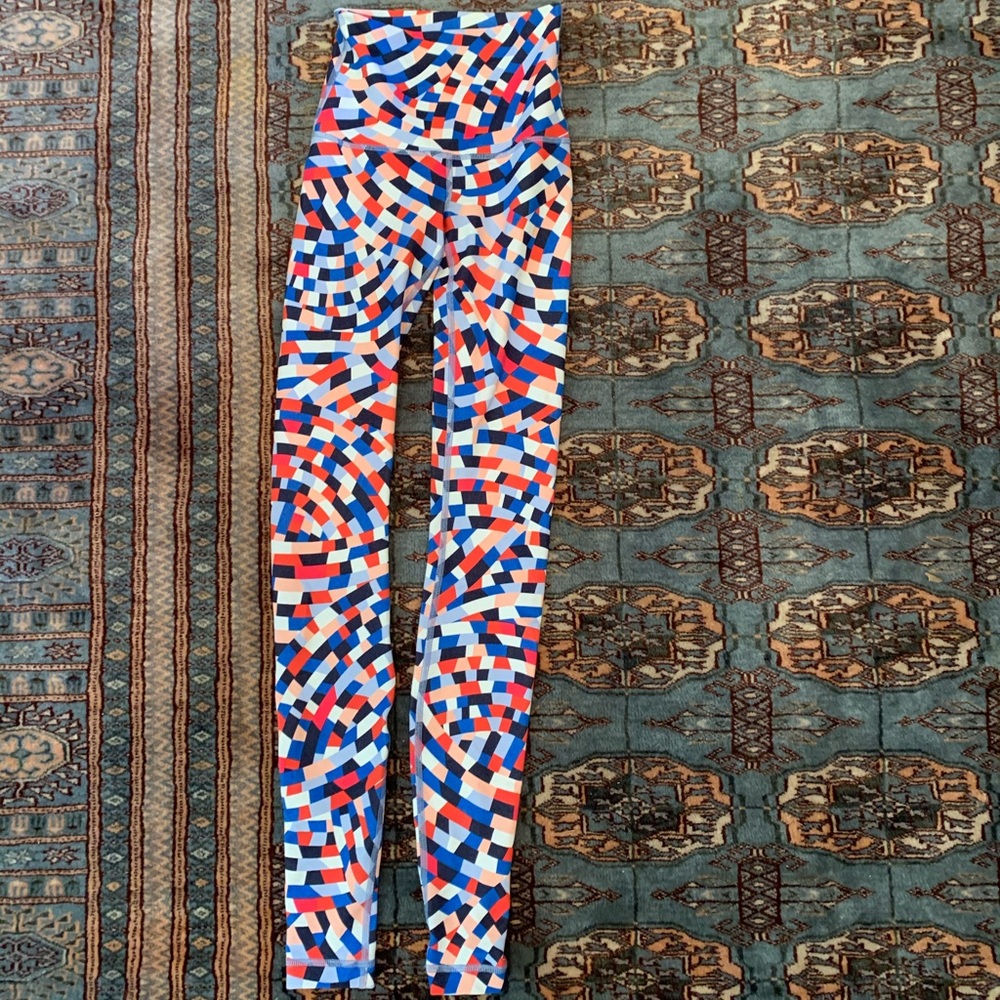 •NWOT Lululemon Wunder Under Leggings